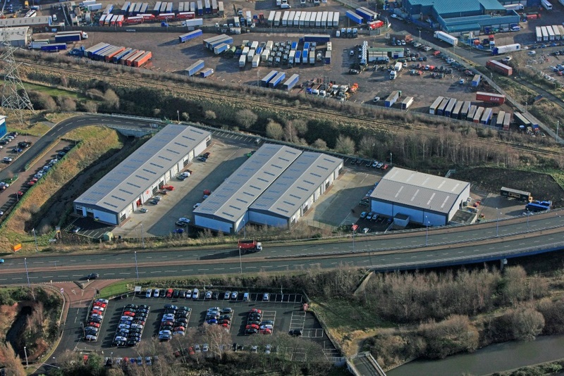 Industrial unit to let Navigation Point Unit 3, Wednesbury, West